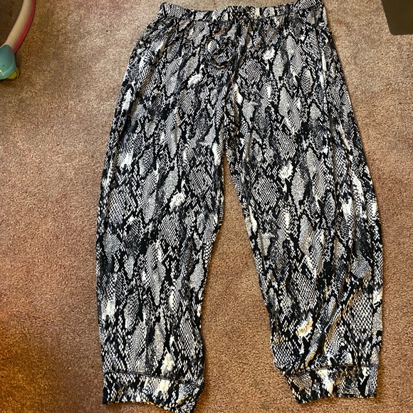 🆕 NINEXIS - Snake Print Light Weight Jogger - 2X - Picture 3 of 5